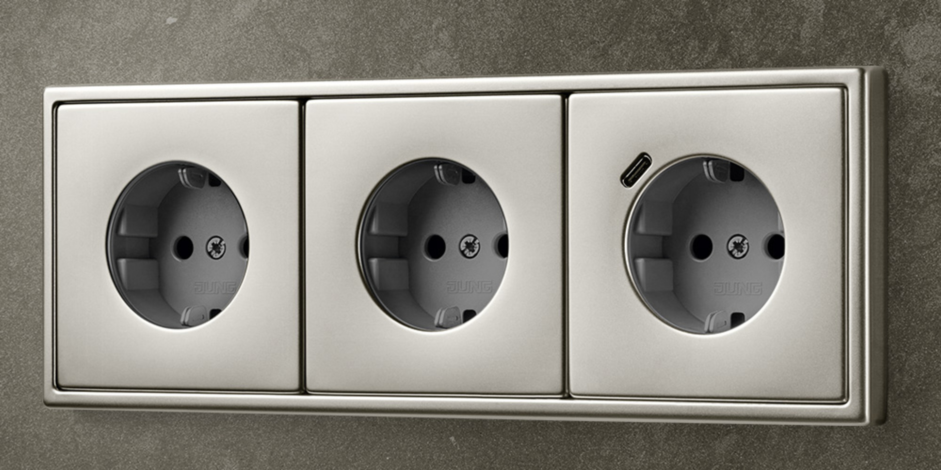SCHUKO® Steckdosen mit USB bei Elektrotechnik Alata in Obertshausen