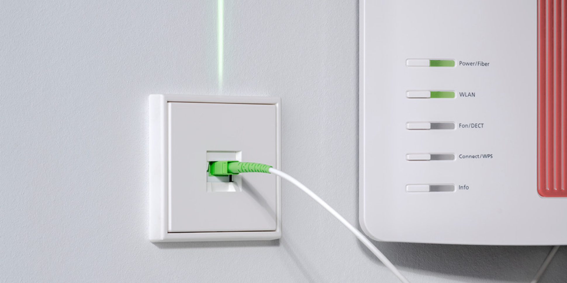 Die neuen Glasfaser-Anschlussdosen bei Elektrotechnik Alata in Obertshausen